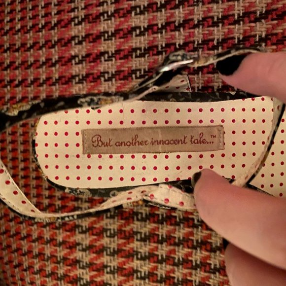 Floral Wedge Sandals by "But Another Innocent Tale..." Size 7.5 - Picture 6 of 7